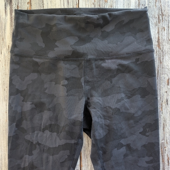 Lululemon Wunder Train High-Rise Tight 25" Camo Women's 10 - Picture 6 of 10